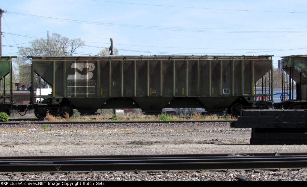 BN 472369